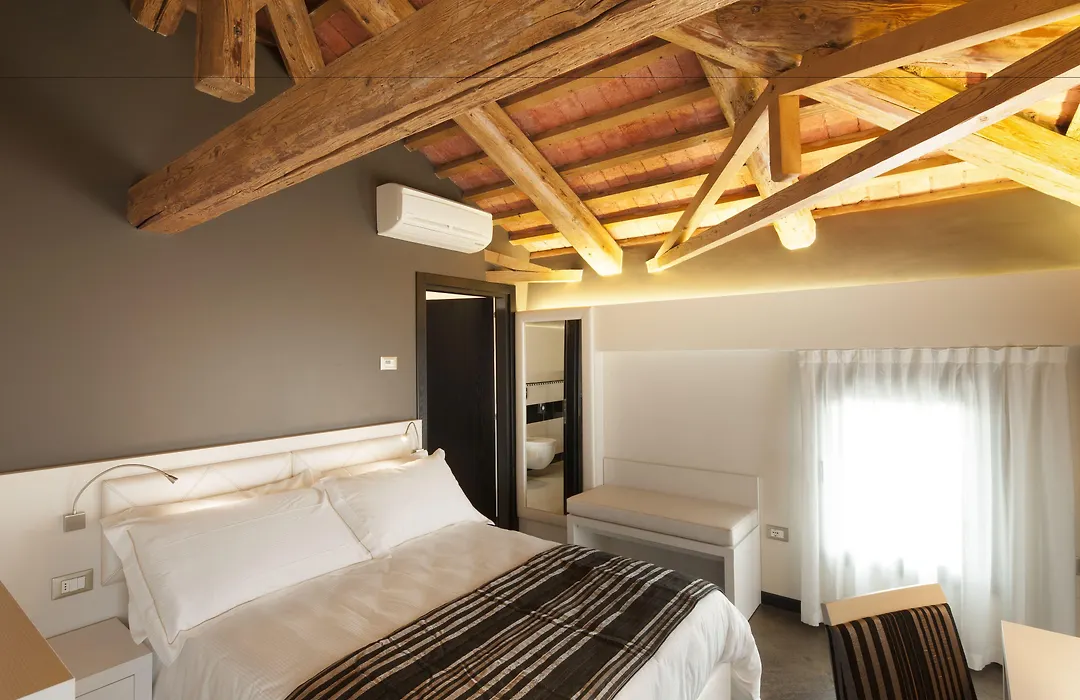 Villa Solaris Hotel&Residence-1